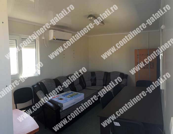 case tip container Caras-Severin